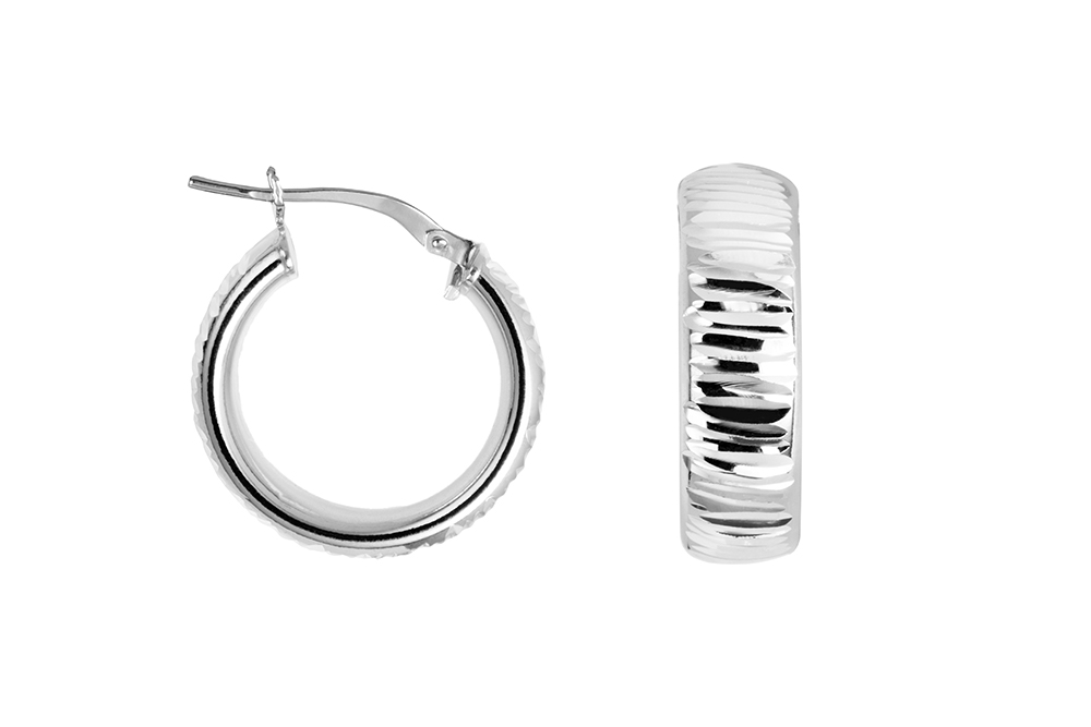 [17230EE200DCRD] Sterling silver diamond cut bangle