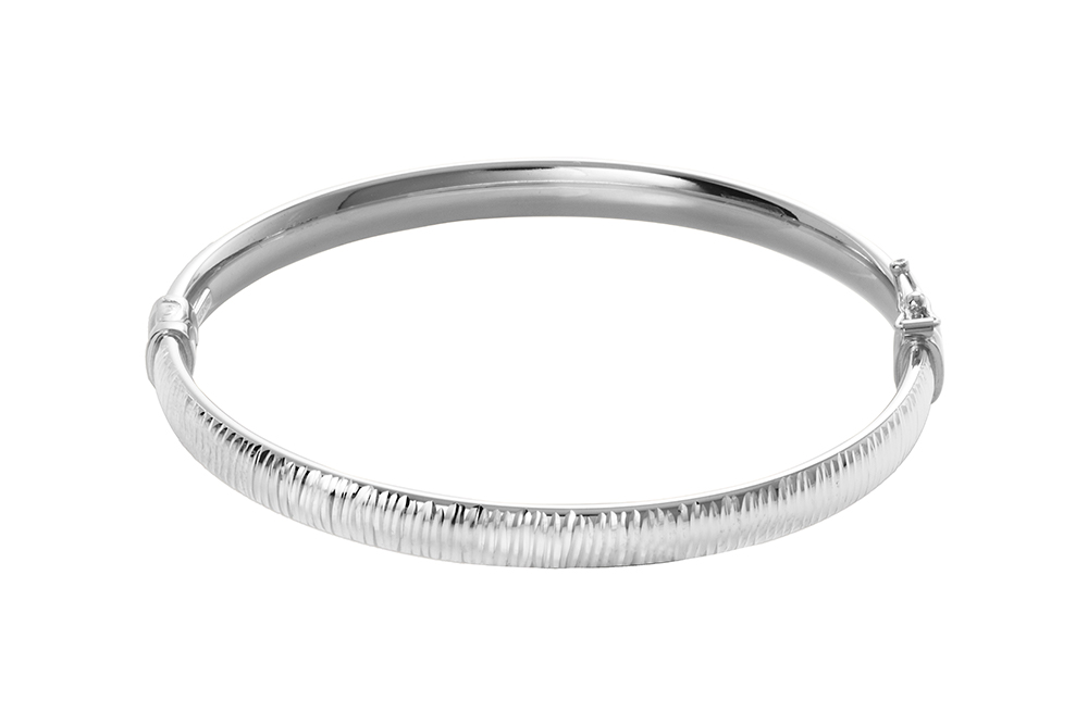 Sterling silver diamond cut bangle
