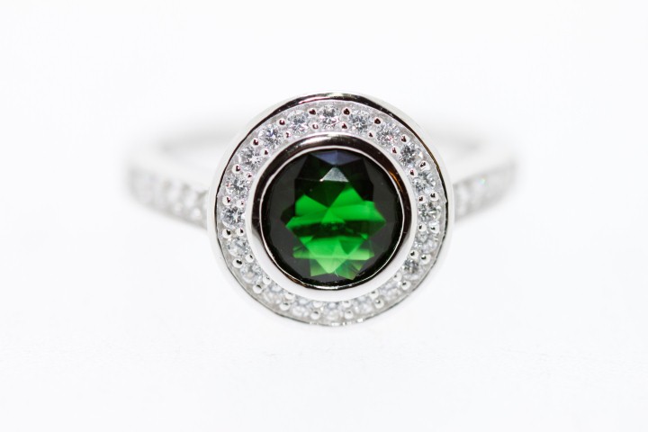 [05325A121WVE] Silver ring 925 cz (EU size 52, Emerald)