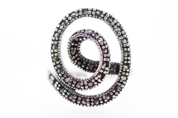 Anillo plata marquesita 