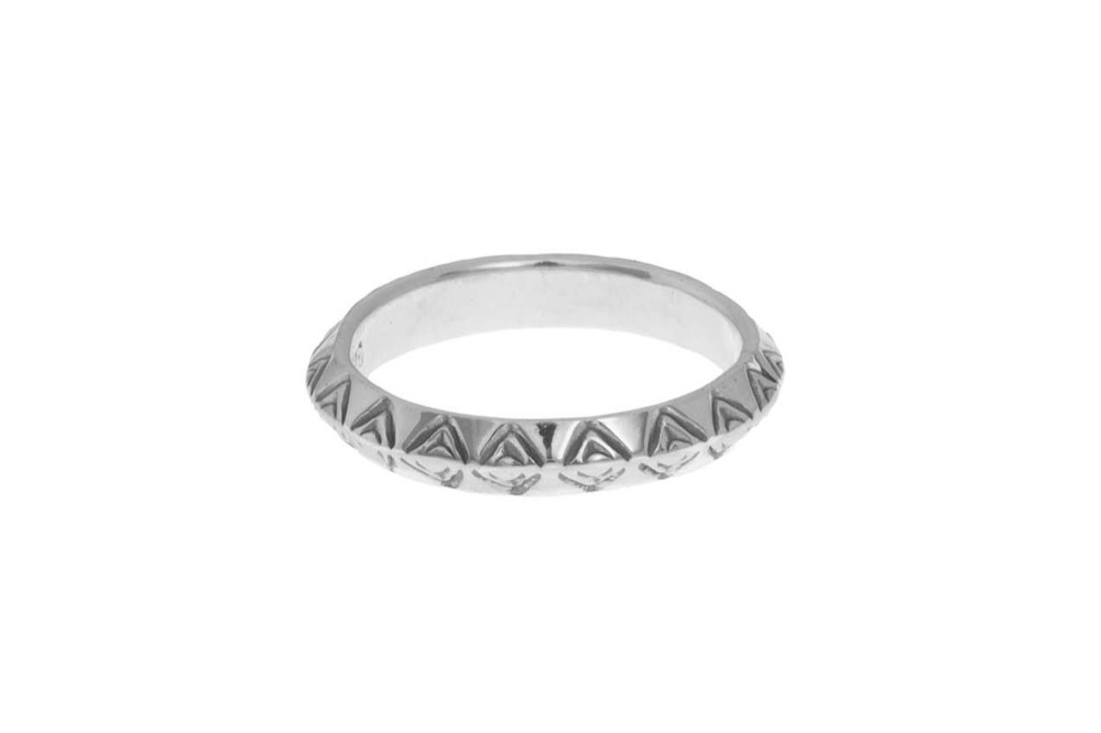 Anillo plata 925 biselado labrado