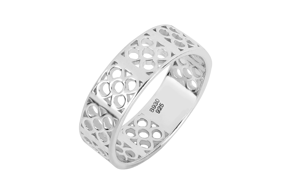 Sterling silver barcelona flower ring