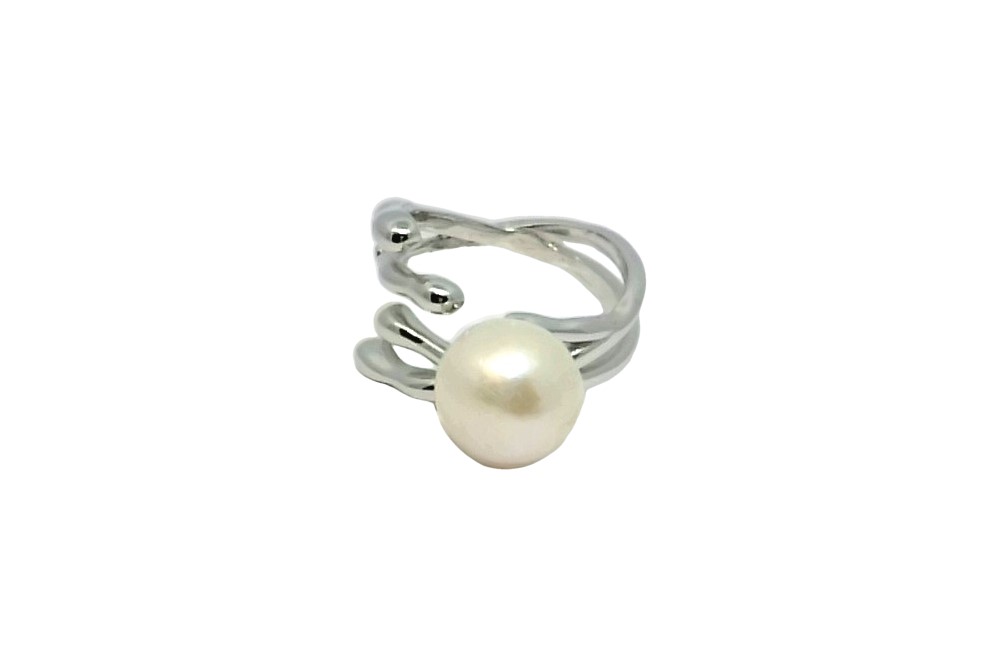 Sterling silver 9.5-10.5mm freshwater cultured pearls open ring