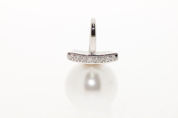 Colgante plata rodiada con zirconita perla shell 