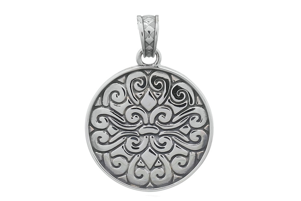 Silver lis flower pendant