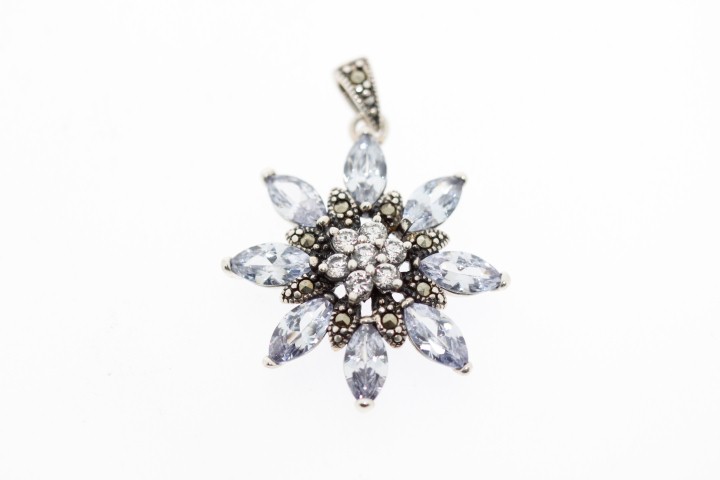 Colgante plata marquesita y zc 