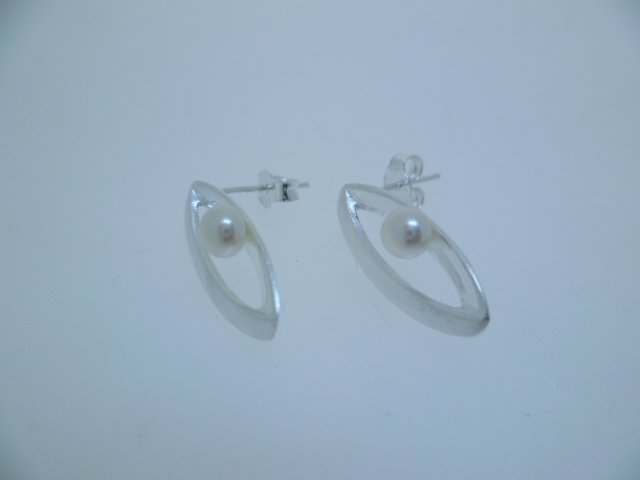 Silver 925 pearl earring