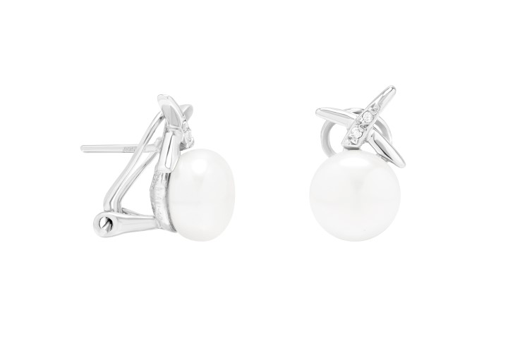 Silver omega clip earring  fresh water  pearl