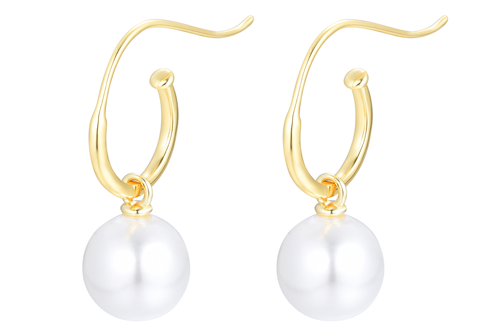 Sterling silver pearl earring