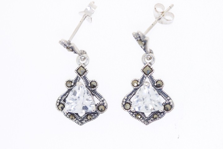 Pendiente plata lisa marquesita cz 