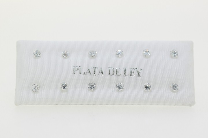 Pendiente plata lisa zirconita redonda 4 grapas