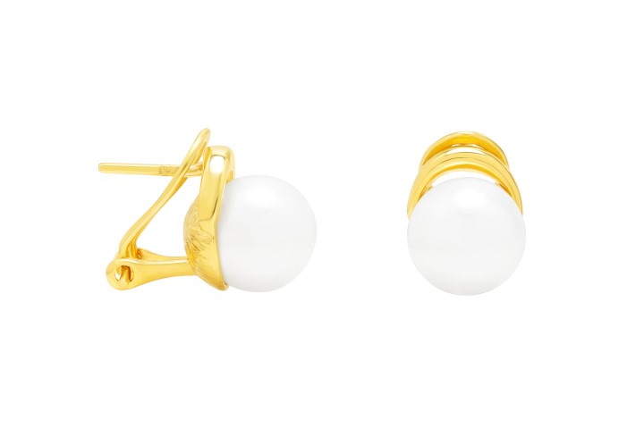 Silver omega clip earring  shell  pearl