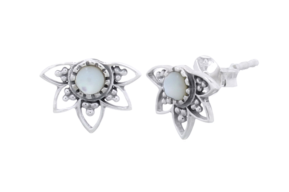 Sterling silver flower earring