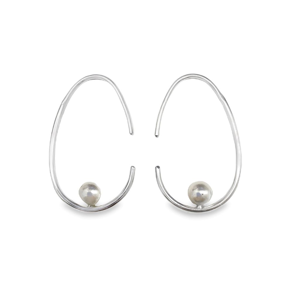 Sterling silver 4mm pearl earring